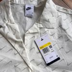 Nike Women's Sportswear Everyday Modern Oversize Button Shirt Size S SKU# S2452 Photo 4