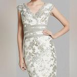 Tadashi Shoji Embroidered Lace & Sequin V-Neck Off-White Sheath Dress Size 0 Photo 0