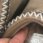 UGG  WOMEN TAZZ SAND SHEARLING SUEDE PLATFORM sz 9 Photo 3