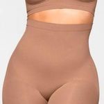 SKIMS  Seamless Sculpt Mid Thigh Short 3XL Photo 0