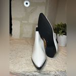 Worthington  Brighton White pointed toe booties sz 11 Photo 8