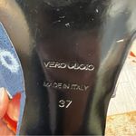 Bettye Muller  Vero Cuoio Slingback Navy Geometric Pointed Toe Kitten Heels 37 Photo 6