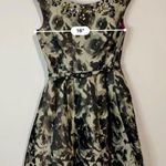 Eliza J . Women’s Cocktail Dress Pockets Floral Printed Gray Black Size 8 EUC Photo 9