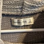Abercrombie & Fitch Abercrombie and‎ Fitch Small Cowl Neck Gray Sweater Photo 4