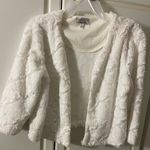 Robbie Bee NWOT Signature by  Plush White Shawl Photo 3
