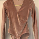 Madewell  Long Sleeve Velvet Blush Bodysuit Size XS Photo 0
