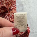 Max Studio L Large Top Blouse Scarlet Red Daisy Floral Ruffled Sleeve Tie Photo 9