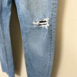 American Eagle Women’s stretch mom Skinny Blue Jeans w\Distressed size 00 reg Photo 2