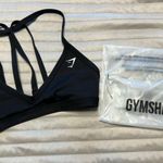 Gymshark Women's Black sports bra Photo 0
