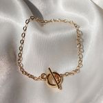 Boutique Gold Dainty Toggle Bracelet  Photo 0