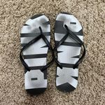 Victoria's Secret  Flip Flops Photo 0