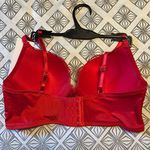 Daisy Fuentes Bra Photo 0