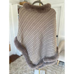 Le Moda Knit Poncho Faux Fur Cable Elegant Quiet Luxury Old Money Neutral OS Brown Size undefined Photo 2