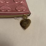 TWO FACED COSMETIC BAG PINK METALLIC HEARTS GOLD ZIPPER
EXCELLENT CONDITION NWOT Photo 2