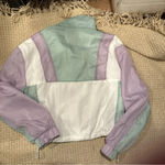 Bershka  PULLOVER RETRO 80S COLOR
BLOCKING CROPPED WINDBREAKER JACKET MED/LAR Photo 5