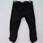 Lululemon  Womens Black Mesh Capri Crop Leggings 6 Photo 1
