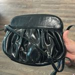 Vera Wang Simply  Purse Black Vegan Leather Crossbody Bag NEW Elegant‎ Cute Photo 4