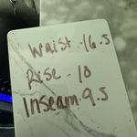 Levi's Levi’s Women’s 33 Dark Wash Shorts Premium Photo 7