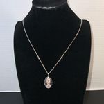 Avon Breast Cancer crusade Silver tone locket necklace w/original box 2007 Photo 0