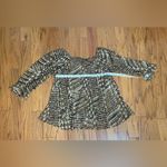 Essentials by Milano Photo 5