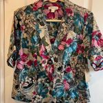 Coldwater Creek BLAZER… FLORAL DESIGN 2 BUTTON CLOSURE SIZE P14
SHORT SLEEVES Photo 0