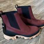 Sorel NWOB Women's Brex Boot Chelsea Waterproof Boots SIZE 6.5 Photo 4