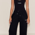 BLACK WIDE LEG SWEATPANTS Size XL Reg $76.00 NWT Step up your comfort game with the black PrettyLittleThing wide leg sweatpant. Made from a black soft sweat fabric with a wide leg cut and elasticated waistband, they’re designed for laid-back days. Style with a cropped hoodie or fitted bodysuit with a pair of sneakers to finish off the look. Length approx 76cm/30" (Based on sample size S) Model wears size S Model Height - 5ft 7" Category: Athleisure Product type: Wide Leg Joggers Color: Black Material: Fleeceback Sweat Design: Plain Occasion: Day Product code: CNO1284 Photo 0