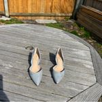 Jewel Badgley Mischka Dotty Glitter D'orsay Kitten Heel size 5
Silver winter Silver Photo 3