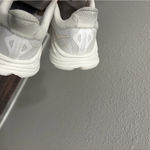 Hoka  Clifton 10 in White Size 7 Women’s / 5.5Y Photo 10