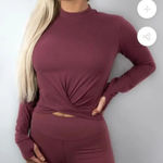 Buffbunny Collection BUFFBUNNY Knotty and Nice Crop Top Burgundy Size Small Athletic Long Sleeve Wine Photo 0