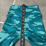 Bombshell sportswear Bombshell Fit Camo Leggings size XS Photo 7