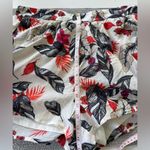 Xhilaration Ivory Navy Blue Pink Tropical Floral Print Flowy Shorts Size Medium Photo 4