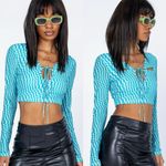 Princess Polly NWT  Winston top‎ cut out cropped long sleeve Photo 1