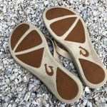 Olukai  Honu Flip Flops- excellent condition size 10 Photo 3