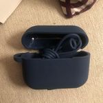 Amazon AirPod pro case Photo 0