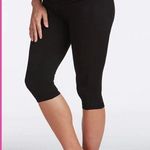 Old Navy Active Go-Dry Black Maternity Capri Leggings Photo 0