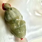 Frog Carving Jadeite Bead red cord Bracelet Photo 1