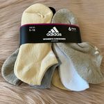 Adidas NWT  6 Pairs Women's Cushioned Athletic Socks - Cream, Gray, White Photo 1