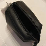 Olivia Miller NWT  Heart toiletry/ make up bag Photo 2