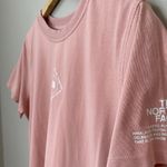 The North Face NWOT Womens Large Himalayan Bottle Short Sleeve Pink Logo T-Shirt Photo 8