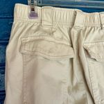 Old Navy Neutral Cream Women’s Cargo Pants Photo 4