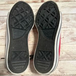 Converse  All Star Low Shoes 
Women’s 7 Men’s 5
Hot Pink Photo 8