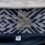Victoria's Secret  Crop Geo Print Yoga Legging Womens M Black Grey Cotton Blend Photo 2
