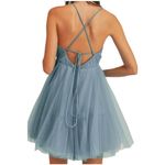 Mable Sleeveless V Photo 3