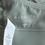Athleta YIN T-BACK SPORTS BRA IN OPAL GREEN SIZE 34 B/C EUC Photo 4