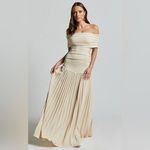 LIONESS  Field of Dreams Maxi Dress Lemon Butter Yellow Off Shoulder Pleated M Photo 13