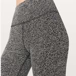 Lululemon  Wunder Under High Rise 1/2 Tight in size 2 Luon Crackle Black White Photo 2