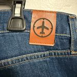 Aviator USA Best Travel Jeans Relaxed Slim Straight Leg Denim in Indigo Size 31 Blue Photo 3
