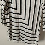 Cyrus 🖤🖤BOGOHO 🖤🖤Black and White Striped Top Photo 4