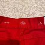 st. john's bay NWT St. John’s Bay Women’s Petite Mid Rise Red Capri Jeans Size 14P Photo 1